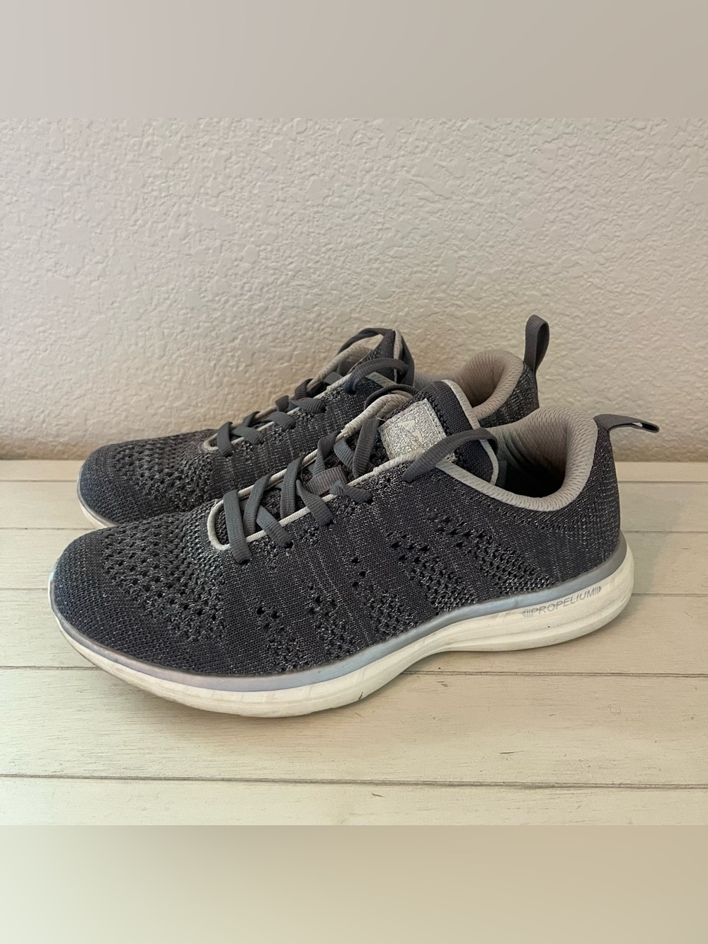 APL Athletic Propulsion Labs Techloom Pro Running Tennis Shoes Sneakers